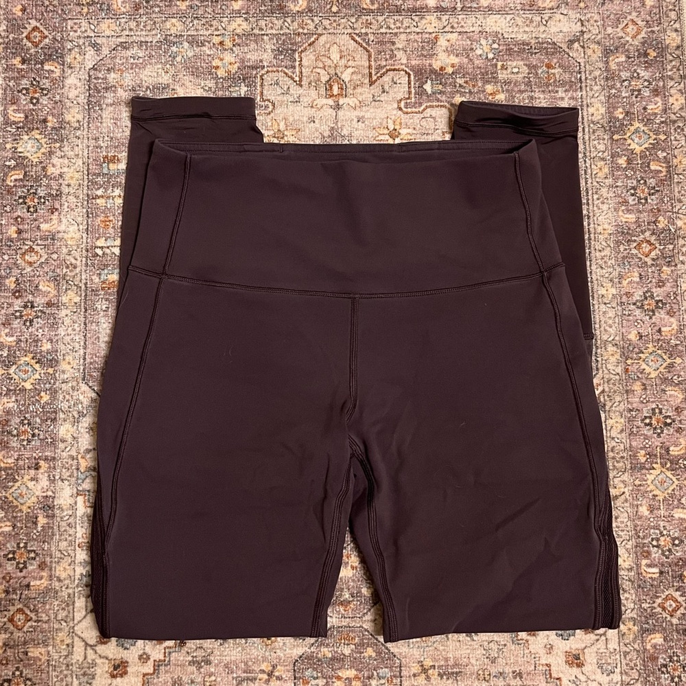 Lululemon Wunder Under Lion non-cropped leghings